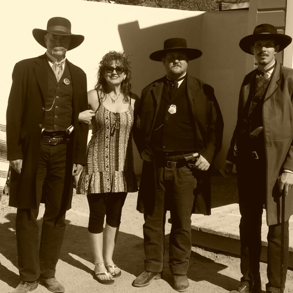 Meet your Posher, Kim - Picture 12 of 12